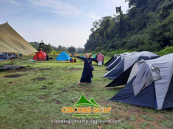 camping keluarga